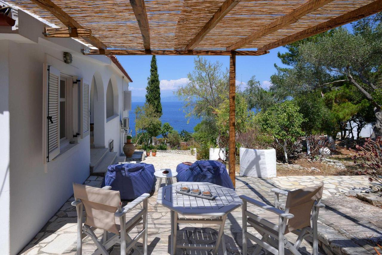Paxosblue Suites & Villas Gaios Bagian luar foto