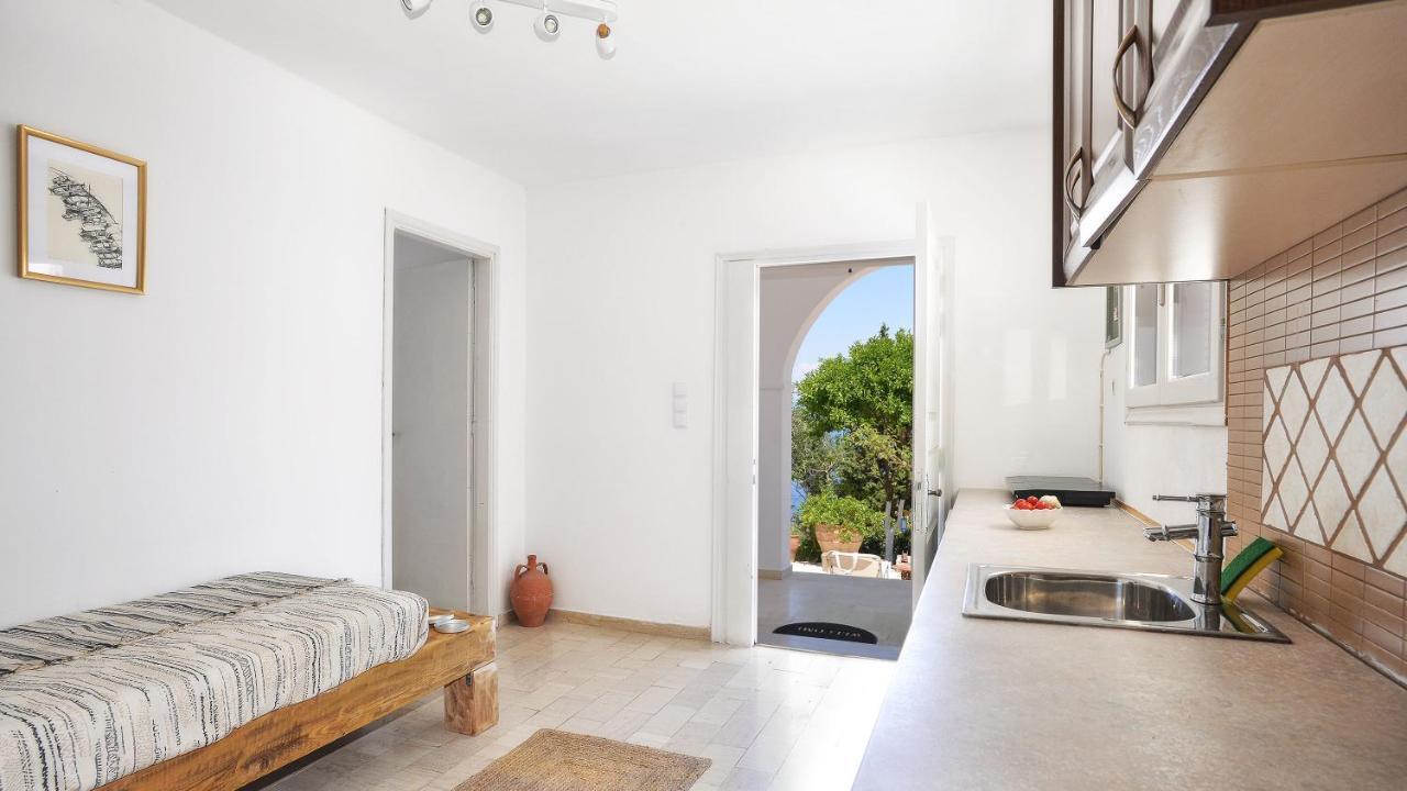 Paxosblue Suites & Villas Gaios Bagian luar foto