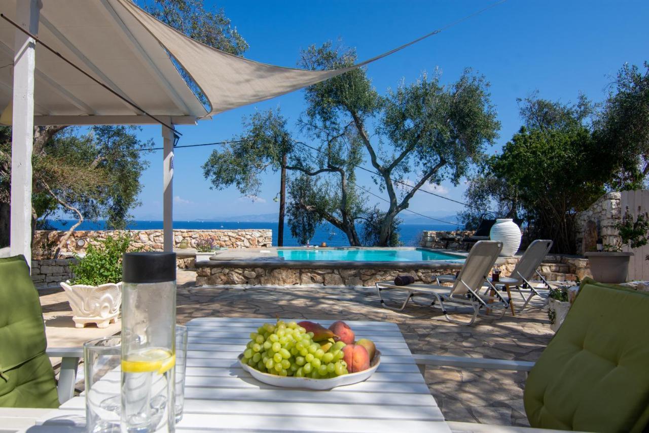 Paxosblue Suites & Villas Gaios Bagian luar foto