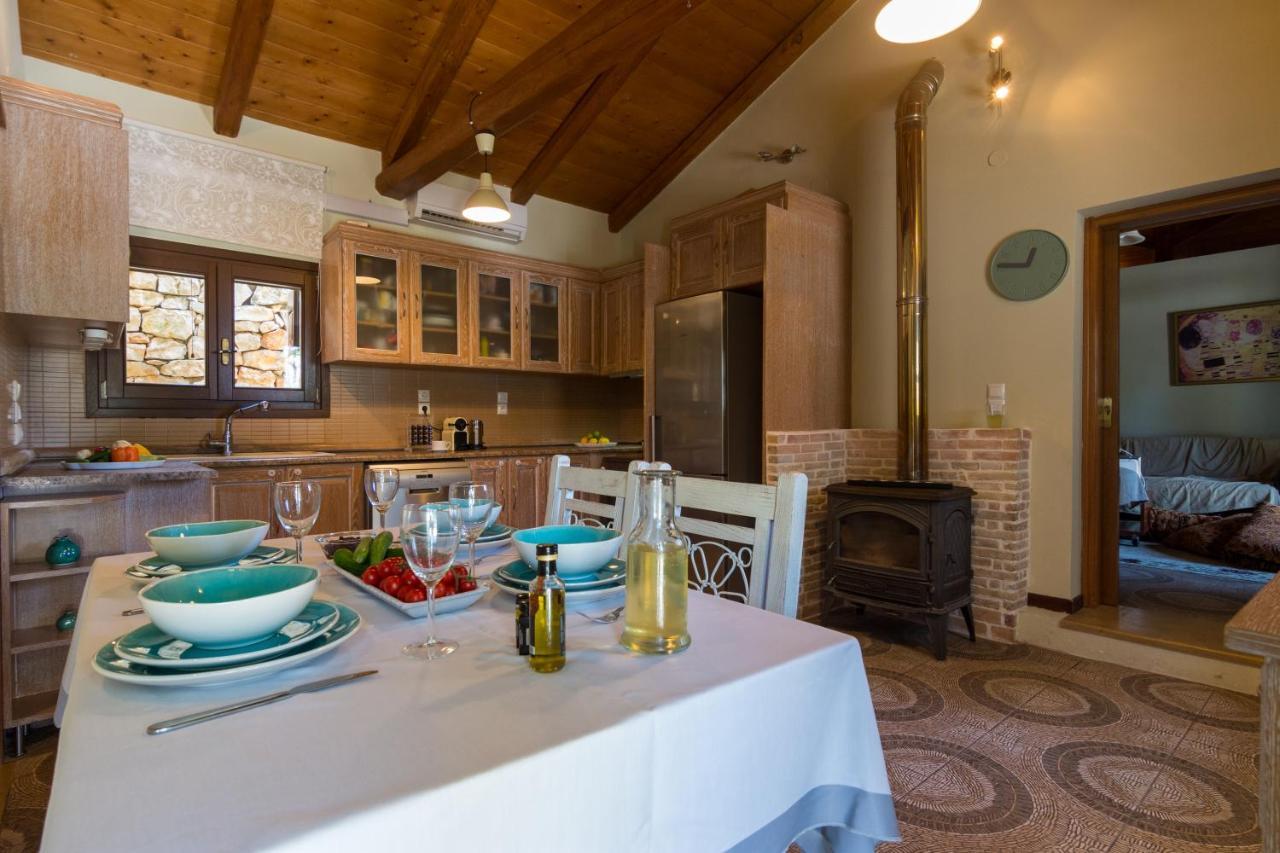 Paxosblue Suites & Villas Gaios Bagian luar foto