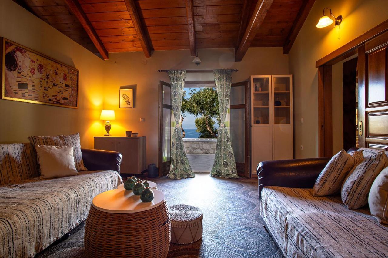 Paxosblue Suites & Villas Gaios Bagian luar foto