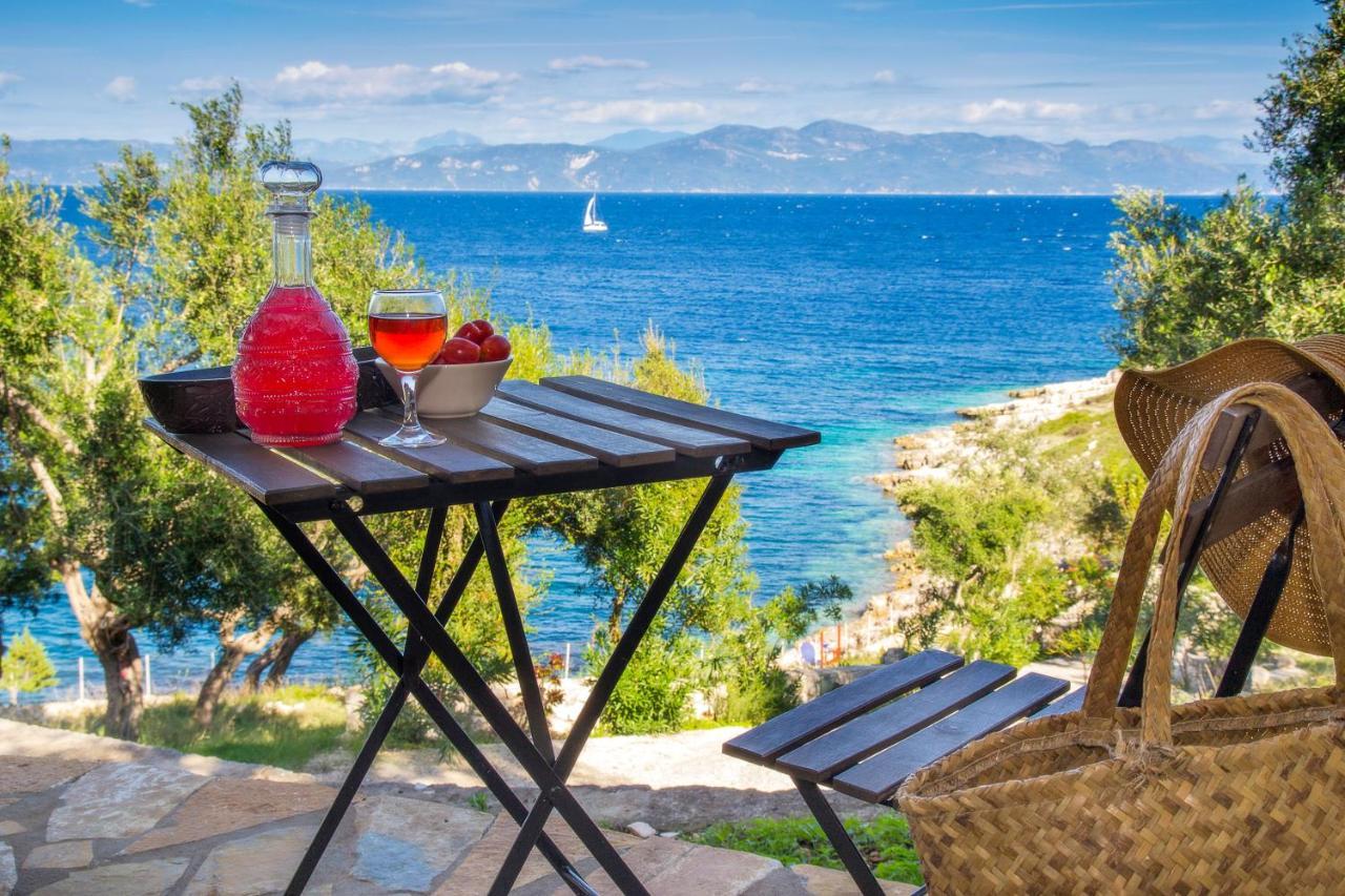 Paxosblue Suites & Villas Gaios Bagian luar foto