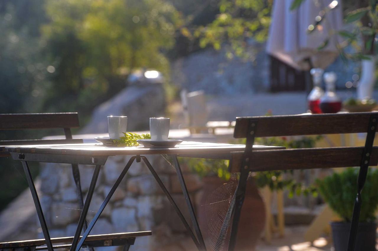 Paxosblue Suites & Villas Gaios Bagian luar foto
