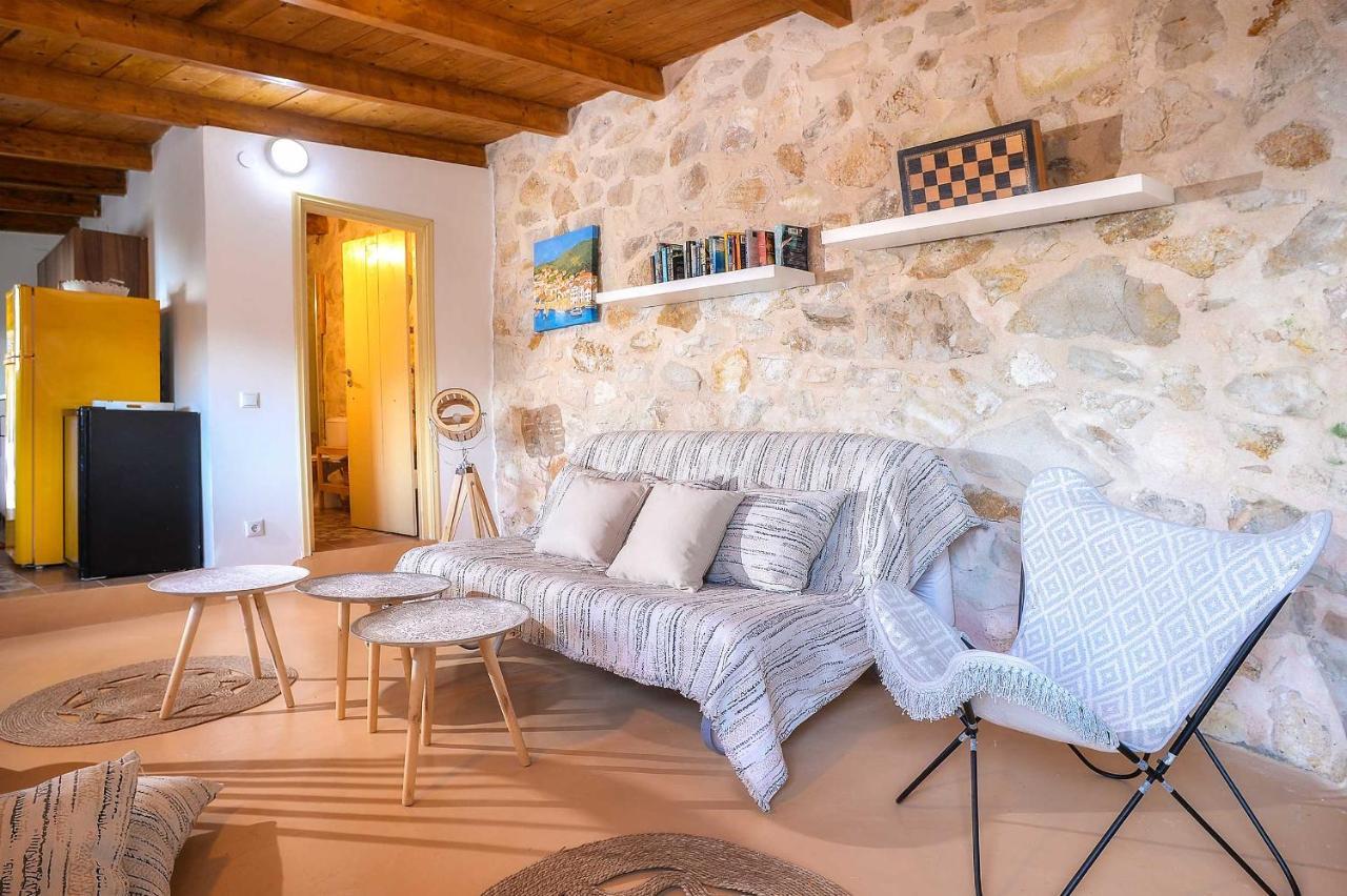 Paxosblue Suites & Villas Gaios Bagian luar foto