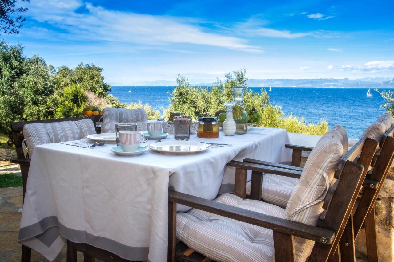 Paxosblue Suites & Villas Gaios Bagian luar foto
